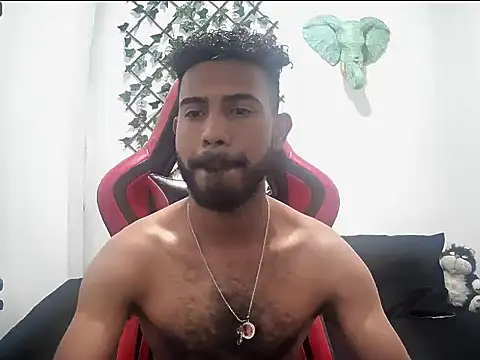 alberthot11 online show from November 24, 9:47 pm