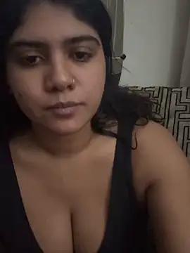 TiaBella  online show from January 5, 5:27 pm