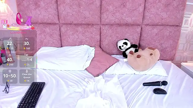 NathalieRoss1 online show from March 8, 6:01 pm