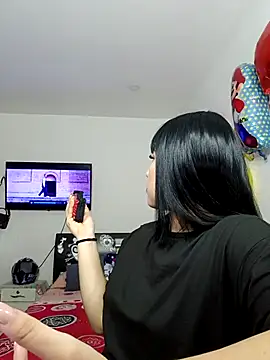 hot-shaved-baby online show from November 24, 7:46 pm