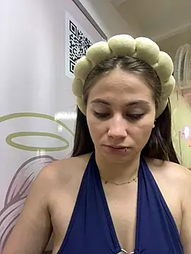MiaWhiteBunny online show from June 24, 9:03 pm