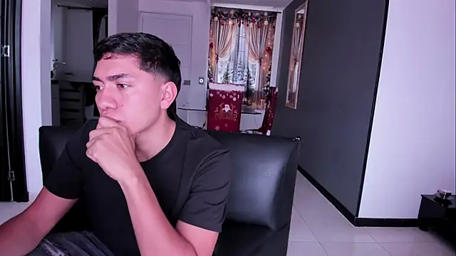 ATLASVANDRAKE online show from December 2, 7:31 pm