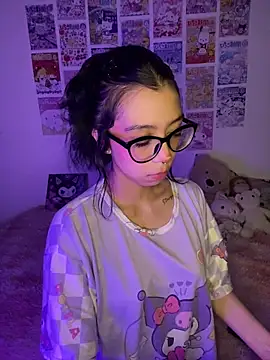 Valen-Foxx1 online show from December 15, 5:34 am