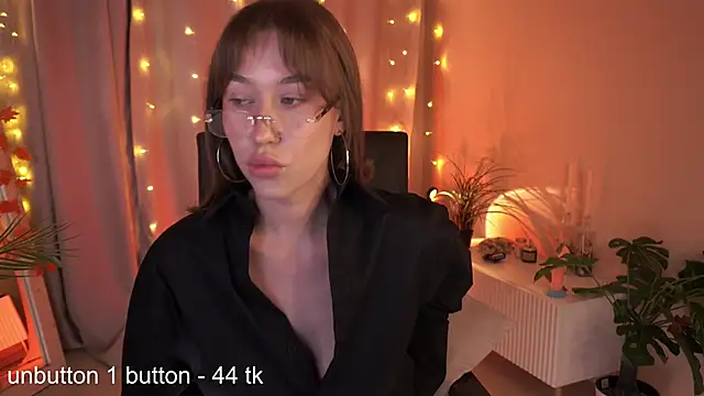 Snapshot of AnnetteLane chatting on November 29, 4:26 am AnnetteLane online show from November 29, 4:26 am