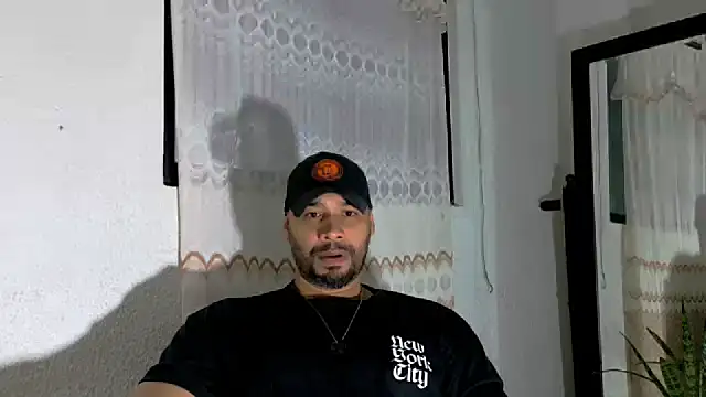 musclehetero online show from July 18, 3:00 am