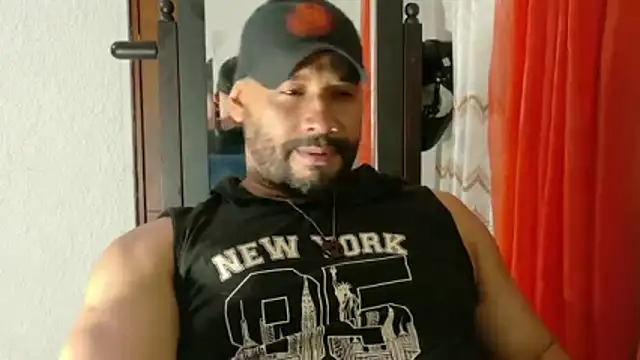 musclehetero online show from July 28, 2:29 am
