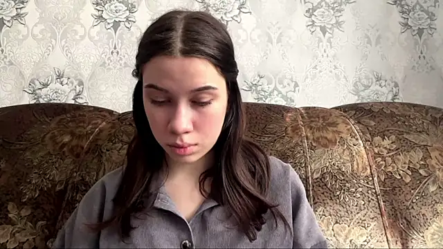 DebbiGoodknight online show from March 12, 9:37 am