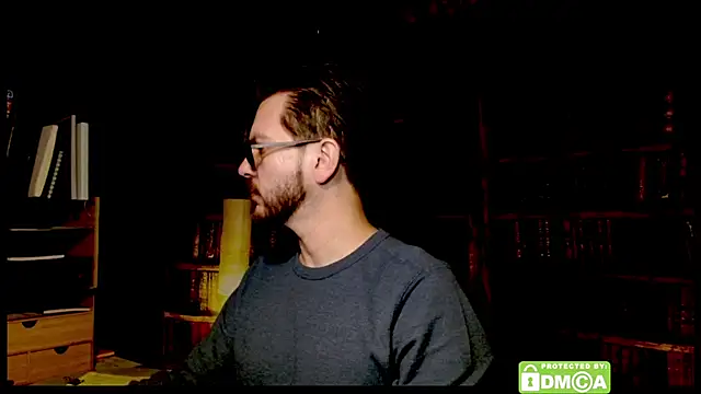 justshutupandwatch online show from December 18, 9:48 am