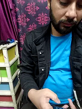 Cute Lucky online show from February 2, 4:06 pm