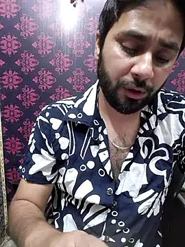 Cute Lucky online show from April 30, 6:47 pm