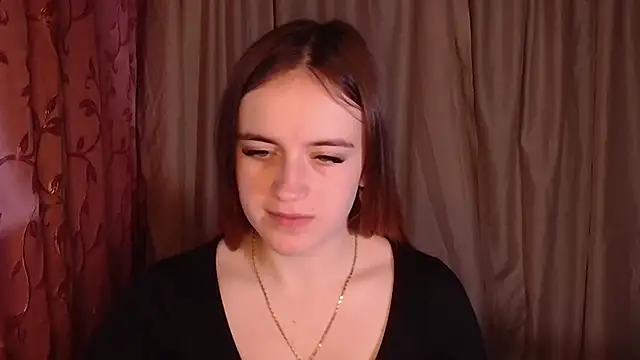 Illa May online show from December 5, 6:44 am