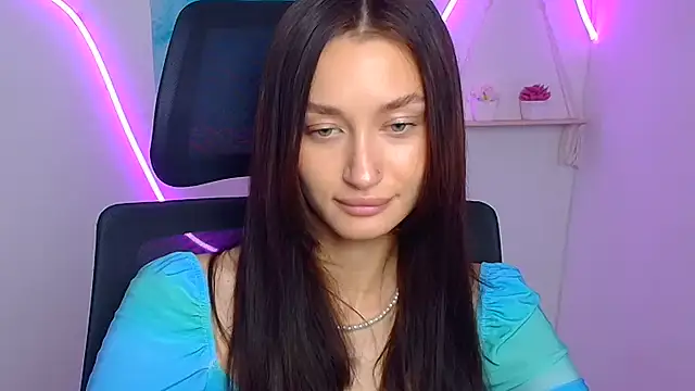 Snapshot of Stella_XO chatting on July 6, 6:10 am Stella XO online show from July 6, 6:10 am