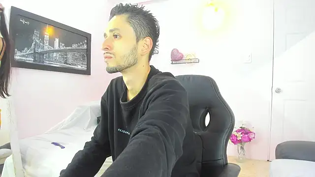 dracke and zara online show from November 29, 11:57 am