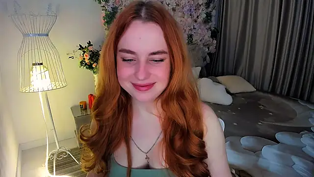 AirySilhouette online show from November 30, 10:19 am