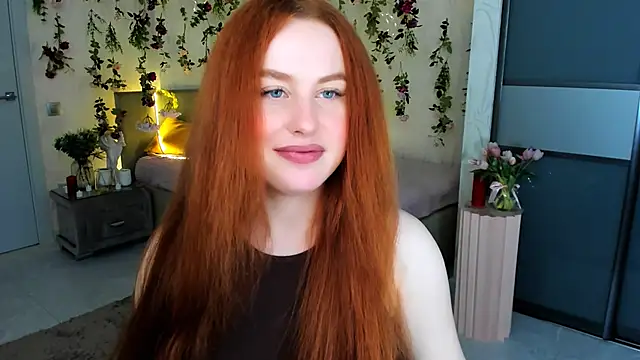 AirySilhouette online show from June 7, 4:22 pm