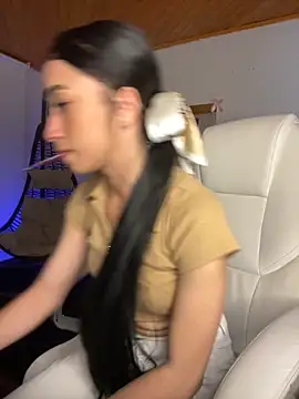 Emma pink18 online show from November 29, 6:11 pm