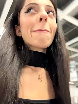 Lilitoppp online show from November 22, 10:25 am