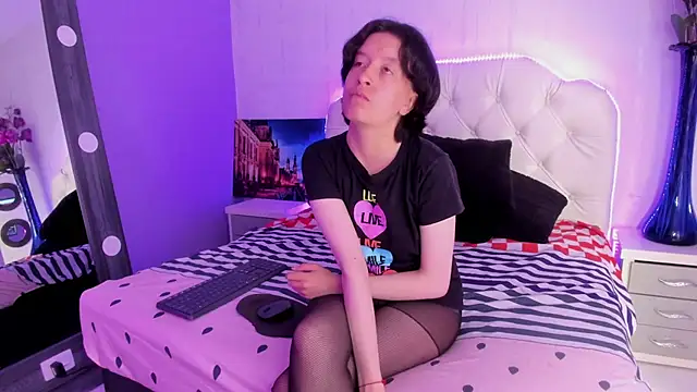 CoralAndOcean  online show from November 26, 1:01 pm