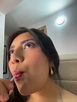 Snapshot of Sammyy_torres chatting on April 17, 4:48 am Sammyy torres online show from April 17, 4:48 am