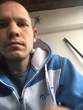 Spielzeugtwink online show from May 29, 12:03 pm