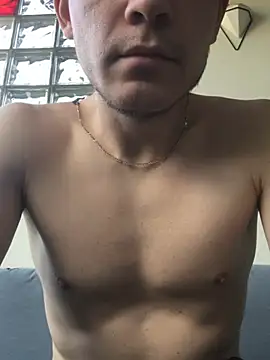 Spielzeugtwink online show from August 2, 2:48 pm