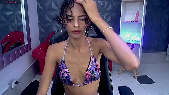 becky lynch 102 online show from February 9, 5:39 pm