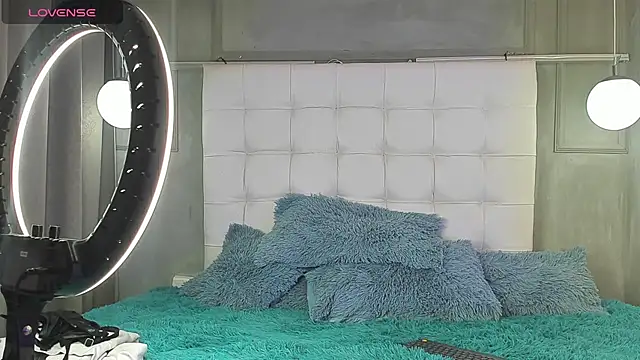 Snapshot of Smile_KAI_16 chatting on December 4, 3:16 am Smile KAI 16 online show from December 4, 3:16 am