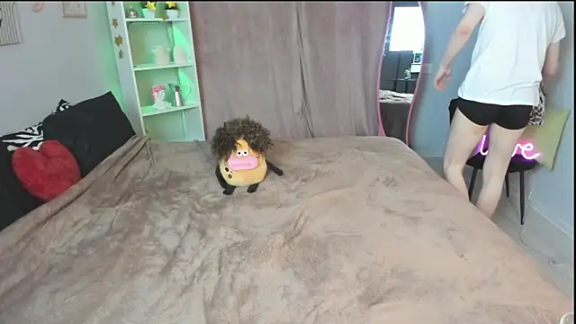 kevinhunter  online show from November 25, 3:23 pm