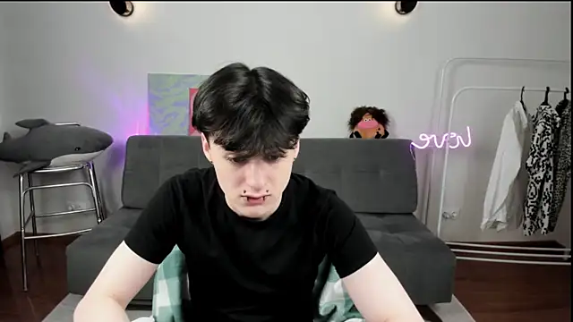 kevinhunter  online show from November 27, 3:47 pm