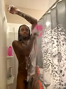 Snapshot of TattedRasta2x0 chatting on November 22, 4:50 pm TattedRasta2x0 online show from November 22, 4:50 pm