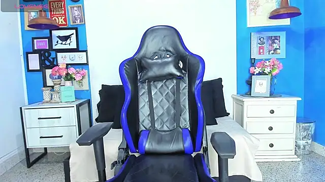 Snapshot of Jesuss77_ chatting on December 3, 9:46 pm Jesuss77 online show from December 3, 9:46 pm