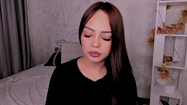 Snapshot of adeliya_cute chatting on December 14, 2:39 am adeliya cute online show from December 14, 2:39 am