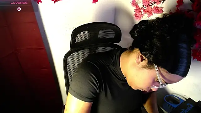 chleo rosse online show from July 28, 7:39 pm