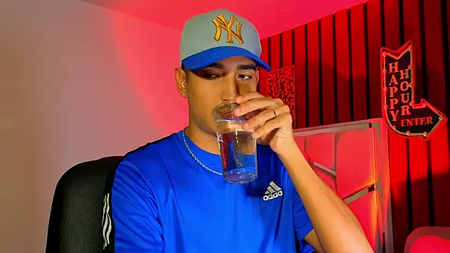 Snapshot of ken_blakerr chatting on December 1, 10:48 pm ken blakerr online show from December 1, 10:48 pm