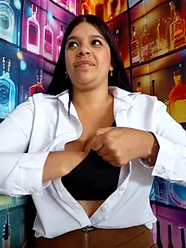 Layla-daring online show from July 11, 7:38 pm