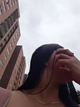 Layla-daring online show from August 3, 6:22 pm