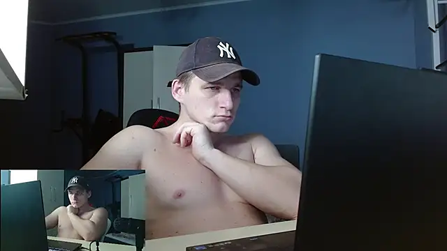 Poliglotjoe1 online show from January 18, 8:56 pm