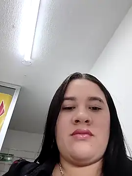 Kendra-daring online show from May 5, 5:32 pm