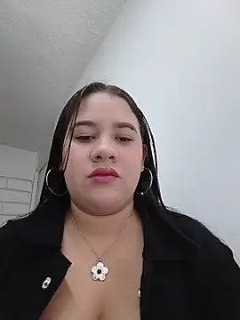 Kendra-daring online show from June 12, 6:07 pm
