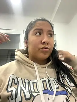 MadissonFoxx 1 online show from November 22, 1:04 am