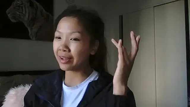 cryptokimgirl online show from March 11, 6:36 pm