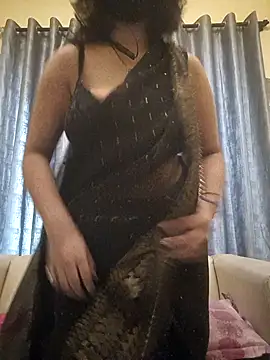 Snapshot of Smita_silk69 chatting on May 23, 7:02 am Smita silk69 online show from May 23, 7:02 am