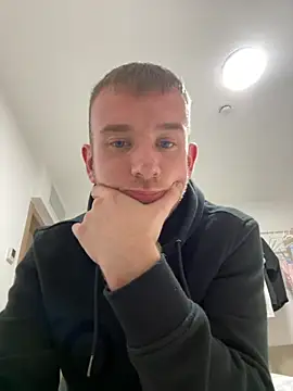 Girth king22 online show from November 26, 9:38 pm