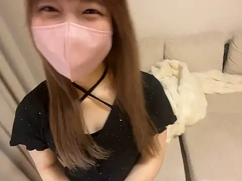 Snapshot of binyu_rua chatting on May 15, 5:47 am binyu rua online show from May 15, 5:47 am