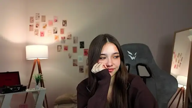 Vexorine online show from December 13, 8:14 pm