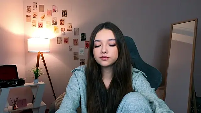 Vexorine online show from February 15, 7:32 pm