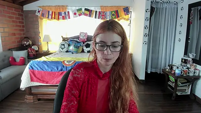 Snapshot of Charlotte-Willson chatting on July 2, 8:59 pm Charlotte-Willson online show from July 2, 8:59 pm