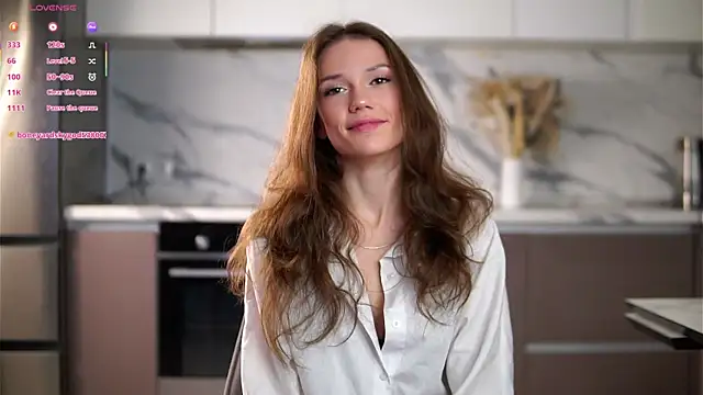 LucieNovembre online show from December 3, 4:31 am