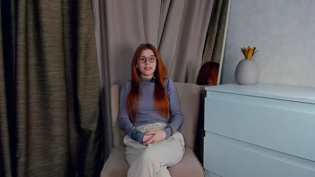 StevieMuccia online show from November 24, 2:28 pm