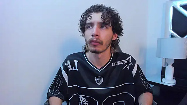 JojoBraando online show from April 9, 12:21 am